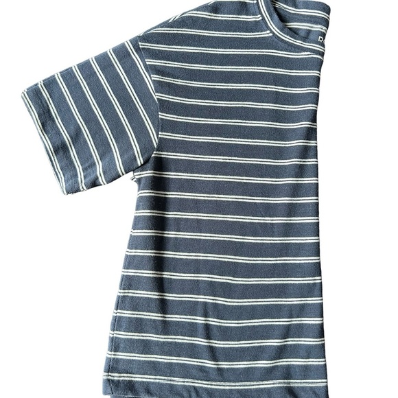 Roxy Striped Navy and white T-Shirt with pocket - Picture 5 of 6